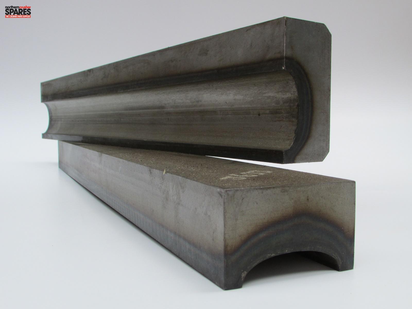 486063167 TOGGLE SEAT